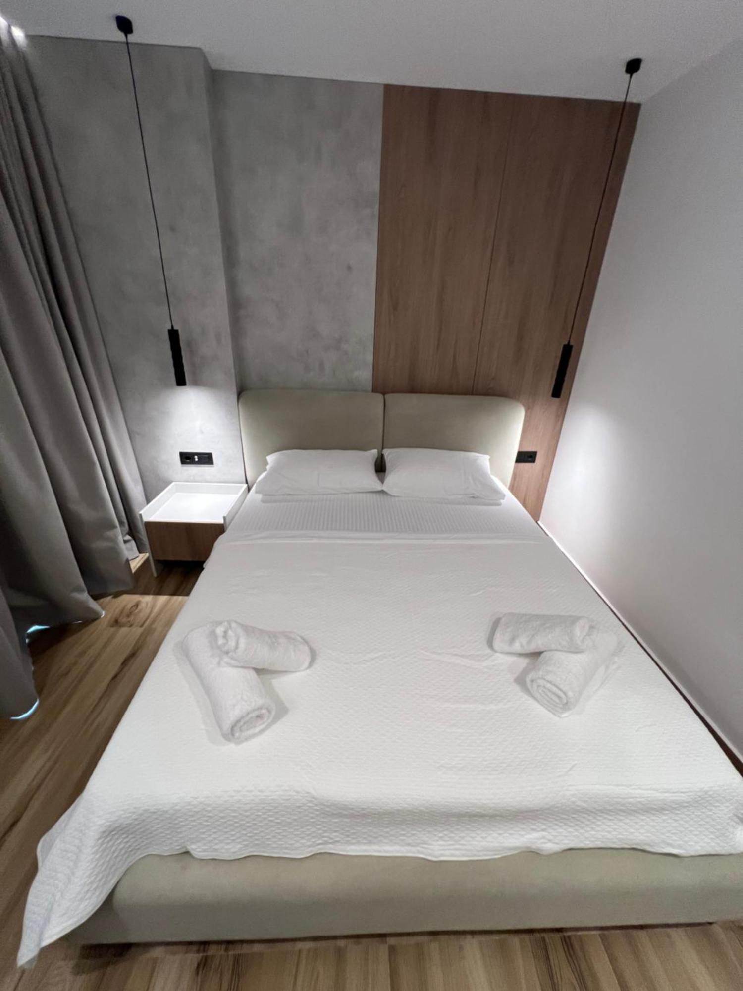 Hotel Resol 2 Ksamil Eksteriør billede