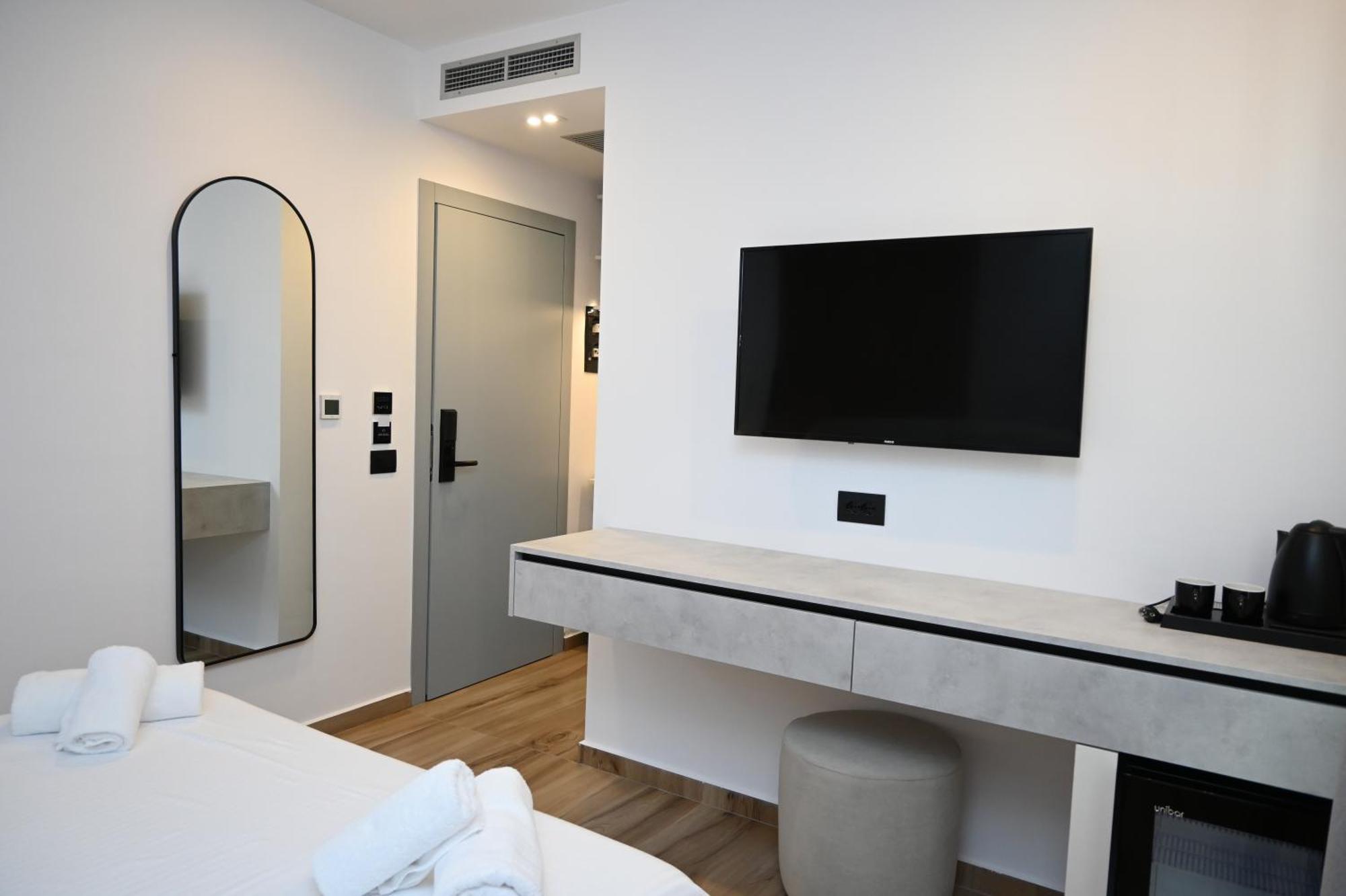 Hotel Resol 2 Ksamil Eksteriør billede